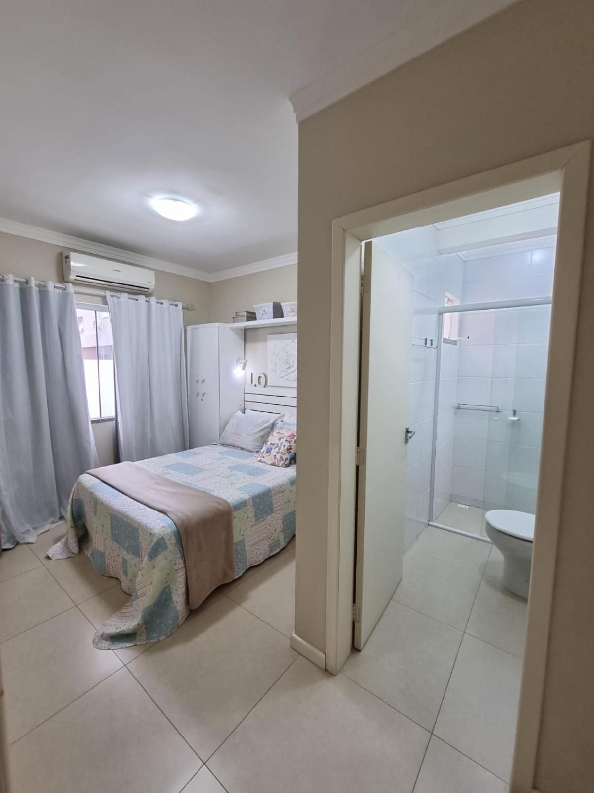 Apartamentos Proximo A Praia Bombinhas Room photo